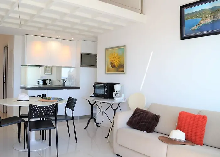 Duplex Moderne 5 Pers Avec Terrasse Et Parking - Fr-1-251-456