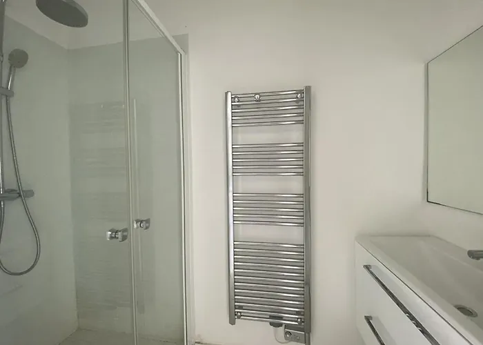 Duplex Moderne 5 Pers Avec Terrasse Et Parking - Fr-1-251-456